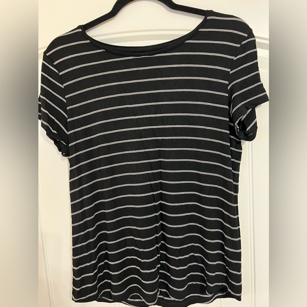 Republic - Women’s Tee